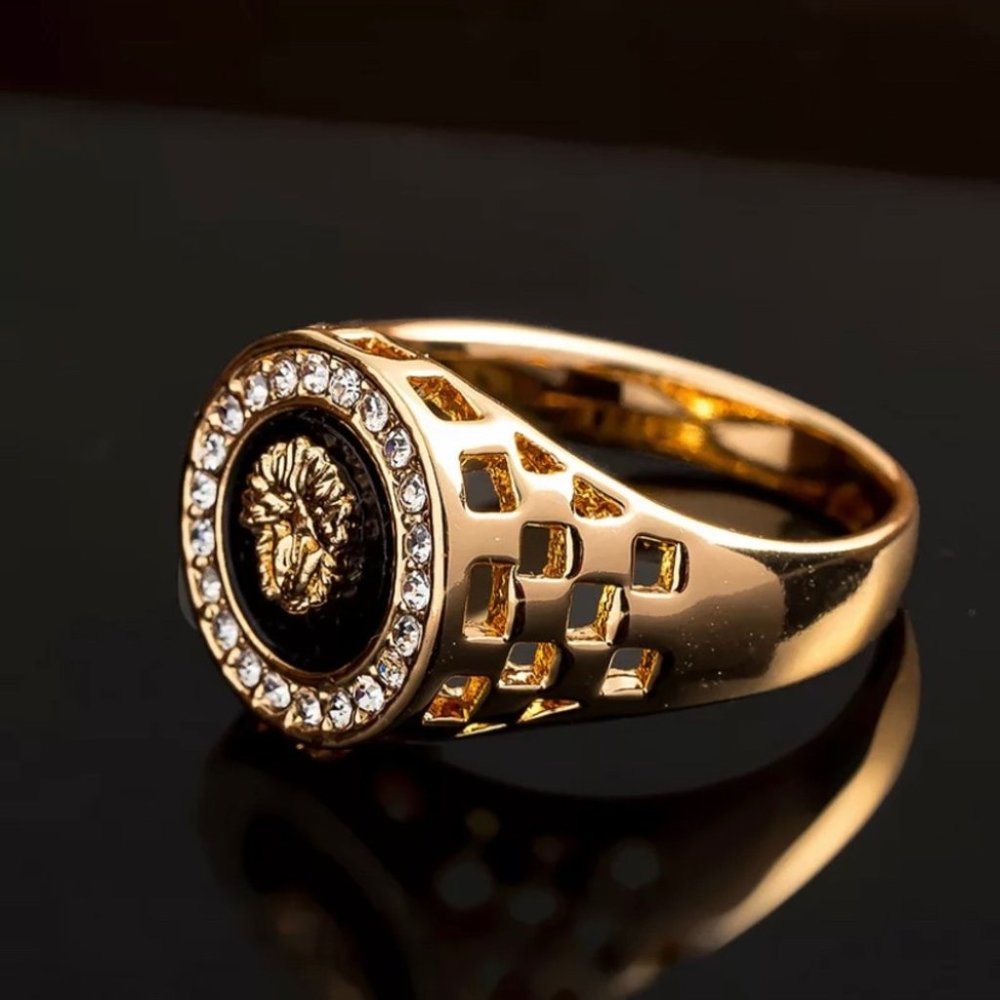 Lion Head Crystal Enamel Gold Alloy Hollow Ring - Picture 2 of 3